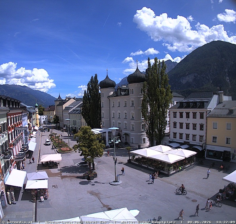 Archiv Foto Webcam Der Marktplatz von Lienz