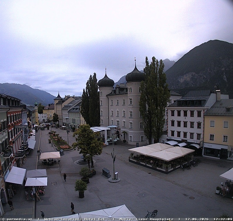 Archiv Foto Webcam Der Marktplatz von Lienz