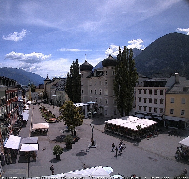 Archiv Foto Webcam Der Marktplatz von Lienz