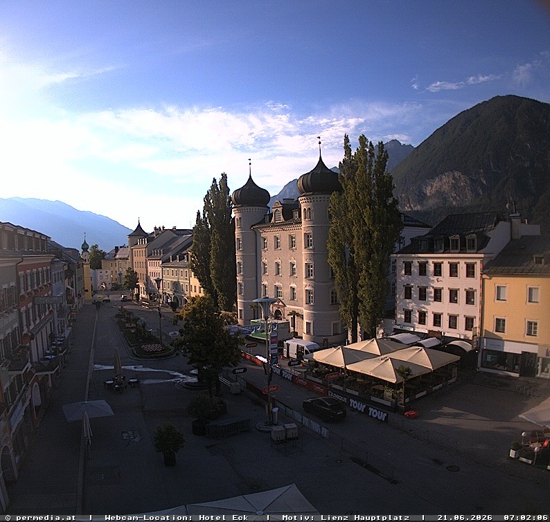 Archiv Foto Webcam Der Marktplatz von Lienz