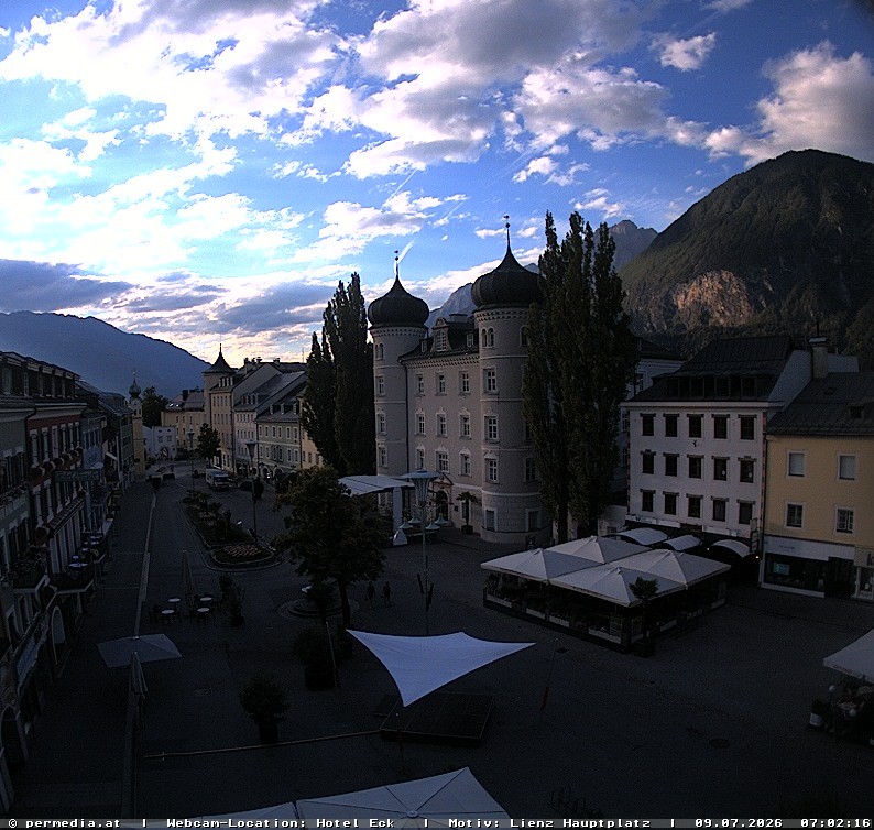 Archiv Foto Webcam Der Marktplatz von Lienz