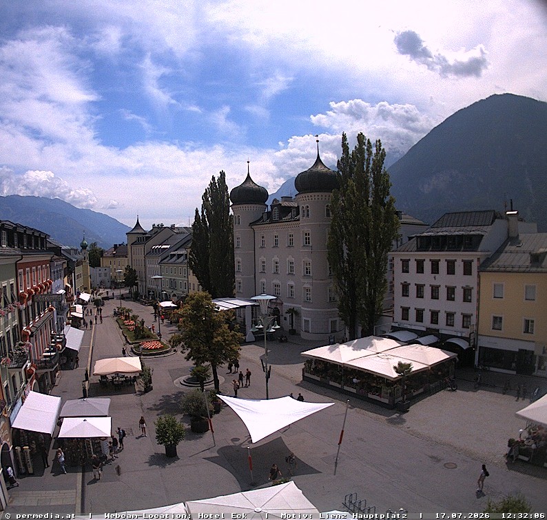 Archiv Foto Webcam Der Marktplatz von Lienz