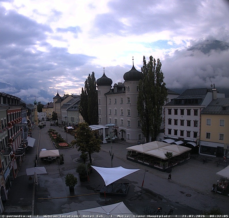 Archiv Foto Webcam Der Marktplatz von Lienz