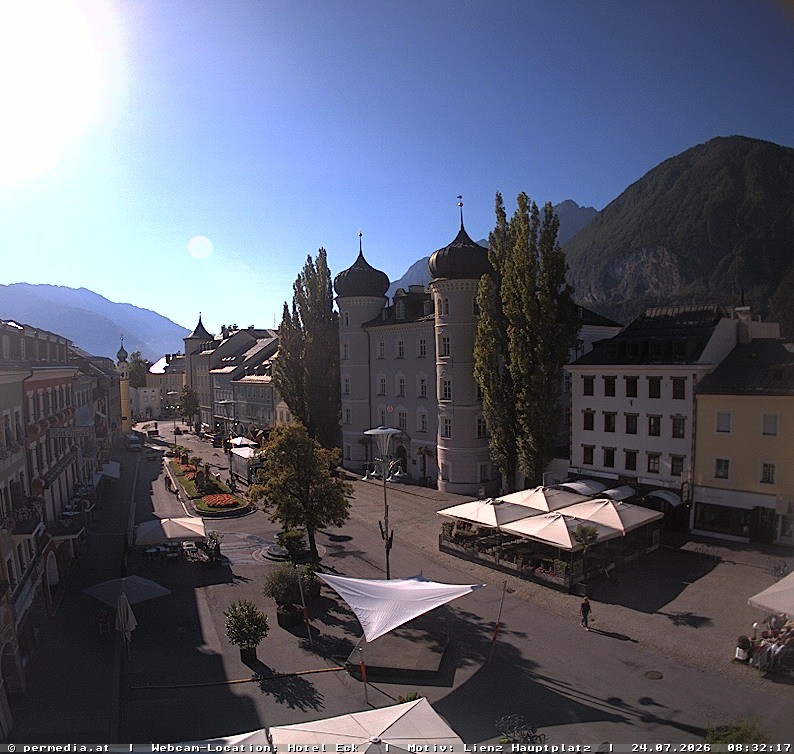 Archiv Foto Webcam Der Marktplatz von Lienz