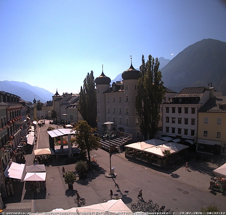 Archiv Foto Webcam Der Marktplatz von Lienz