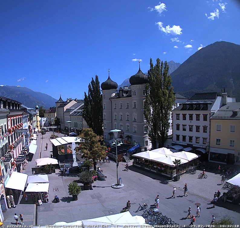 Archiv Foto Webcam Der Marktplatz von Lienz