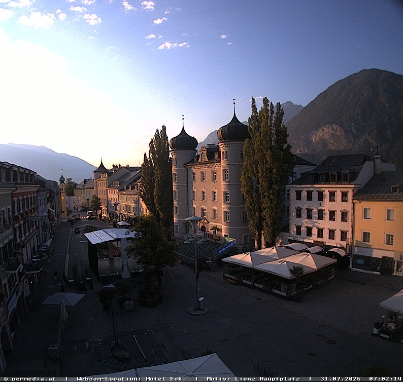 Archiv Foto Webcam Der Marktplatz von Lienz