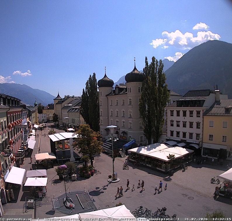 Archiv Foto Webcam Der Marktplatz von Lienz