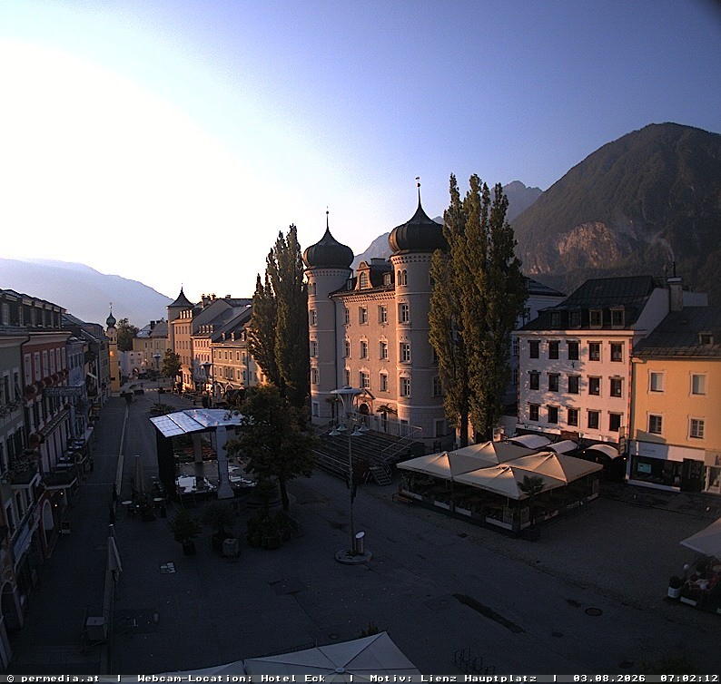 Archiv Foto Webcam Der Marktplatz von Lienz
