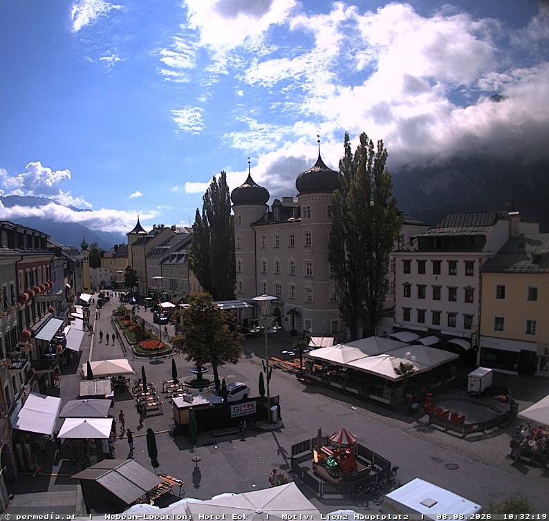 Archiv Foto Webcam Der Marktplatz von Lienz