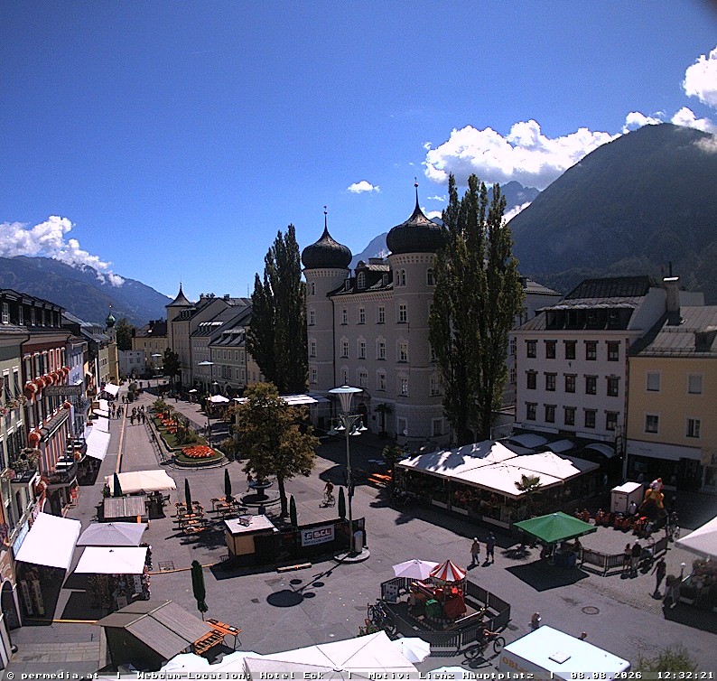 Archiv Foto Webcam Der Marktplatz von Lienz