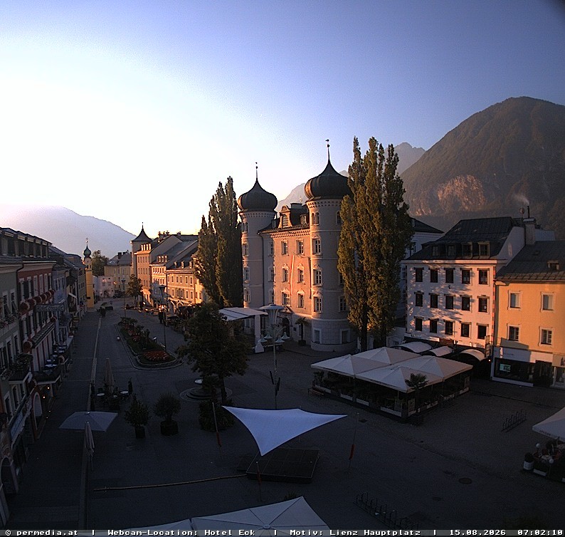 Archiv Foto Webcam Der Marktplatz von Lienz