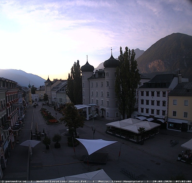 Archiv Foto Webcam Der Marktplatz von Lienz