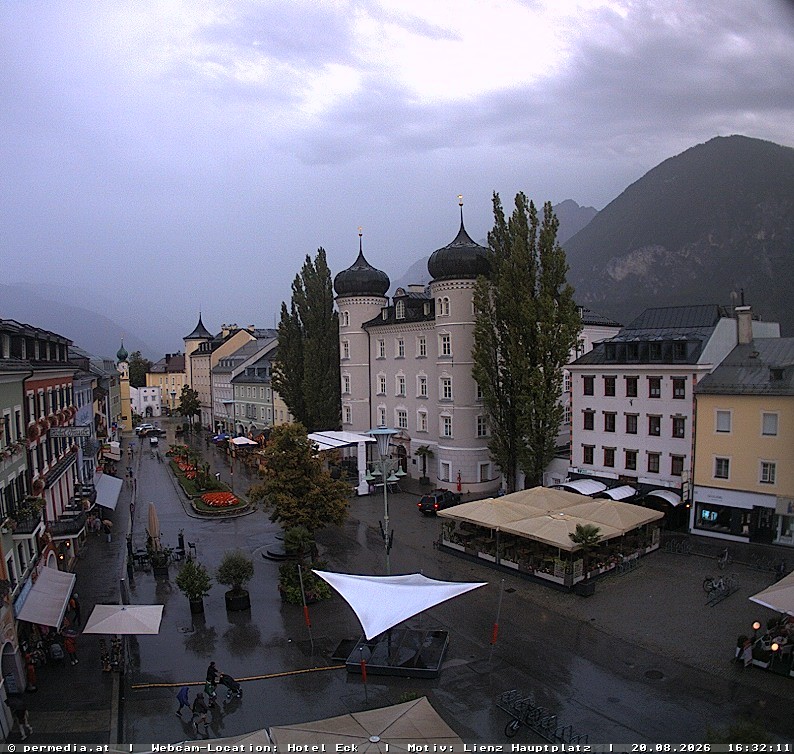Archiv Foto Webcam Der Marktplatz von Lienz