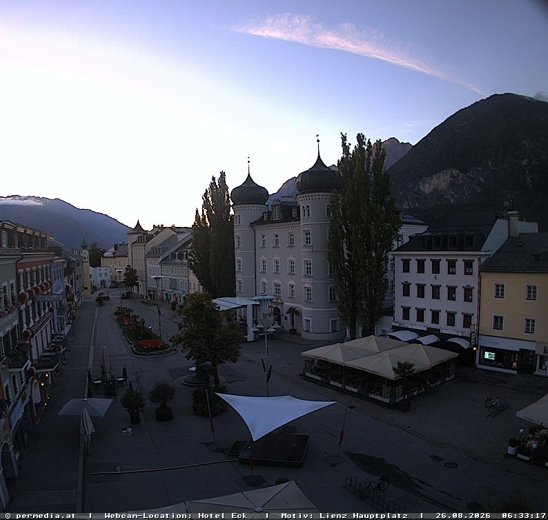 Archiv Foto Webcam Der Marktplatz von Lienz