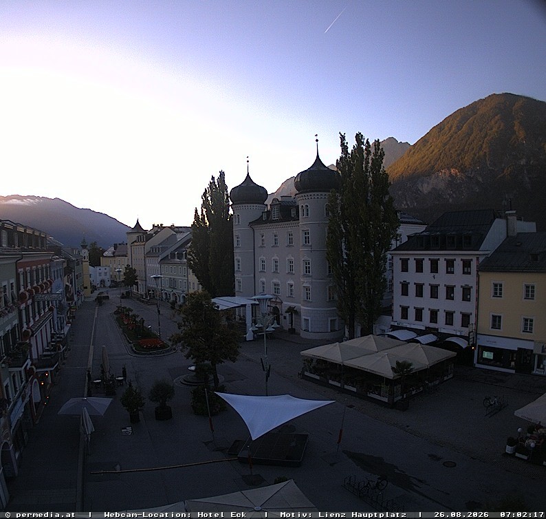 Archiv Foto Webcam Der Marktplatz von Lienz