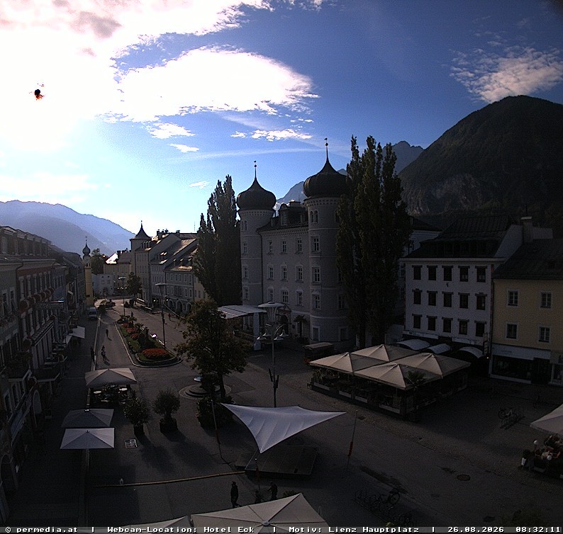Archiv Foto Webcam Der Marktplatz von Lienz