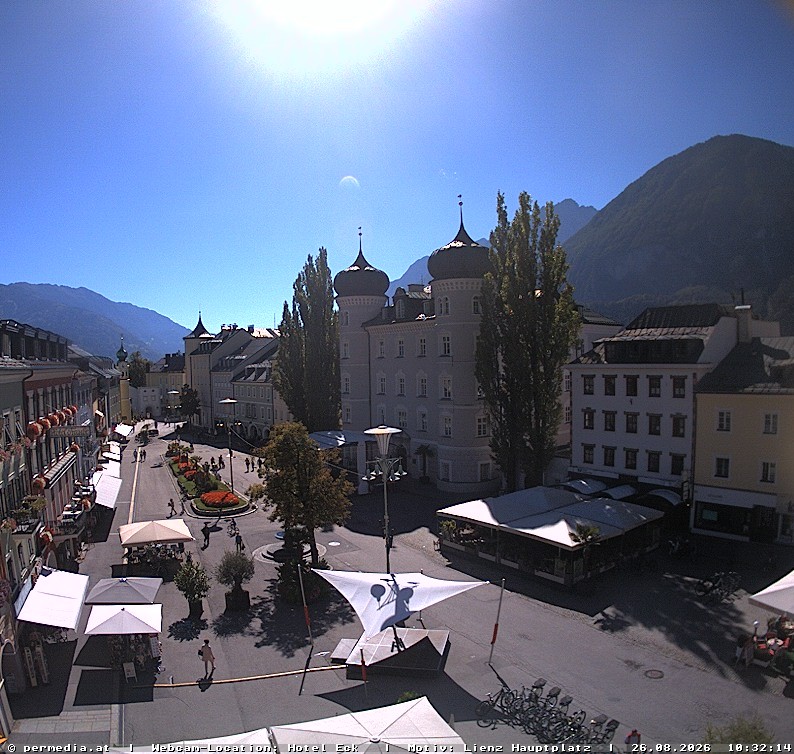 Archiv Foto Webcam Der Marktplatz von Lienz