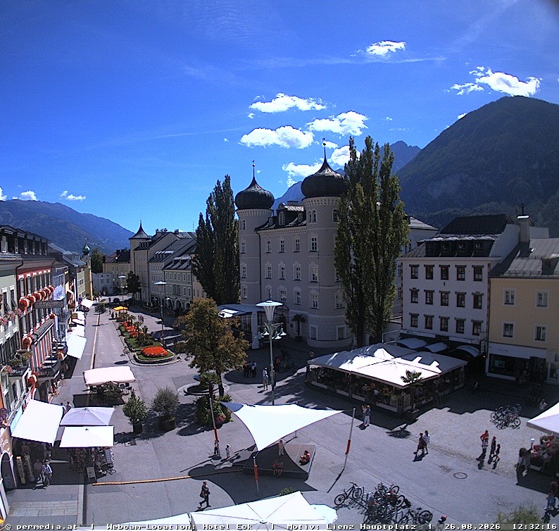 Archiv Foto Webcam Der Marktplatz von Lienz