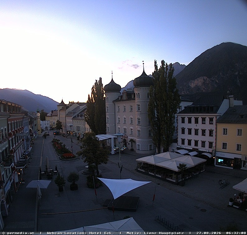 Archiv Foto Webcam Der Marktplatz von Lienz