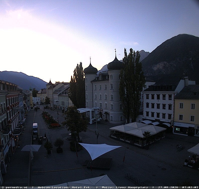 Archiv Foto Webcam Der Marktplatz von Lienz