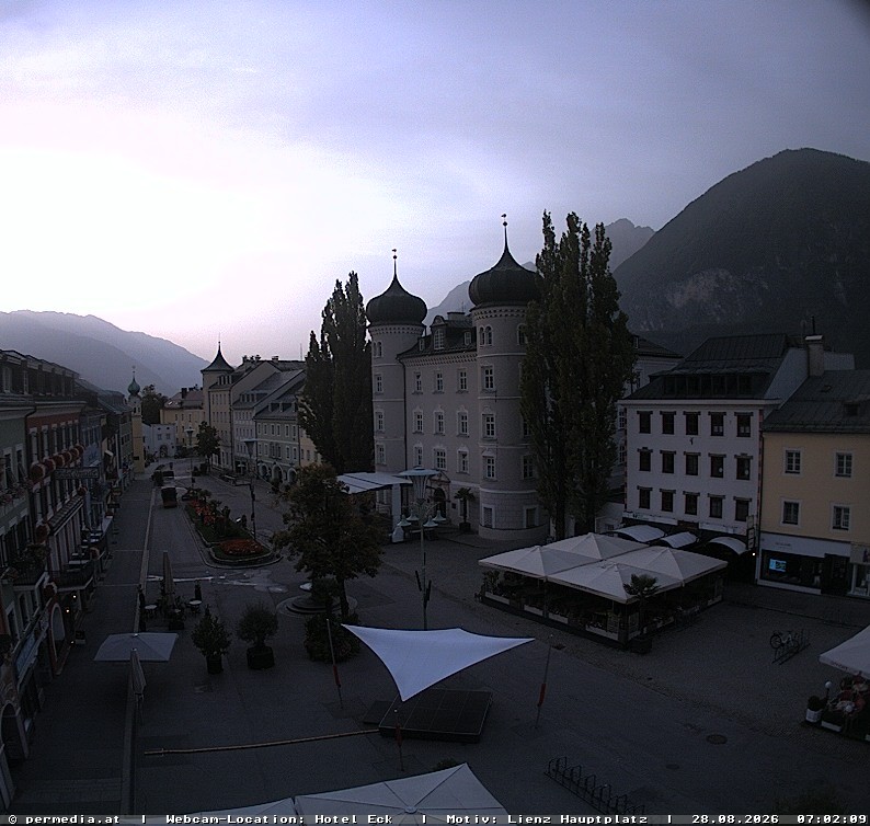 Archiv Foto Webcam Der Marktplatz von Lienz