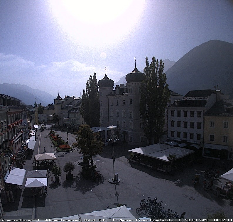 Archiv Foto Webcam Der Marktplatz von Lienz