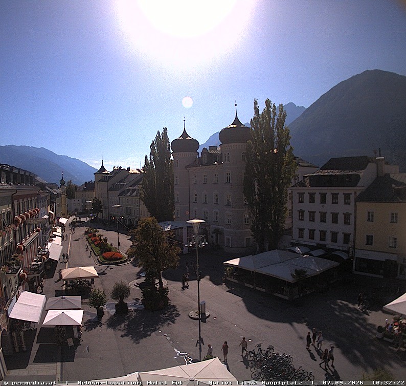Archiv Foto Webcam Der Marktplatz von Lienz