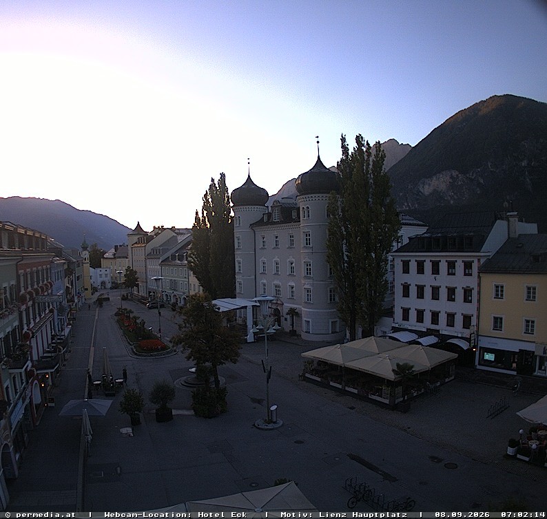 Archiv Foto Webcam Der Marktplatz von Lienz