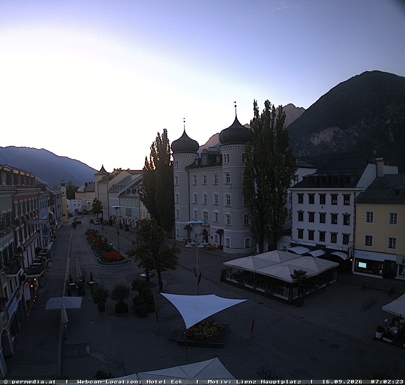 Archiv Foto Webcam Der Marktplatz von Lienz