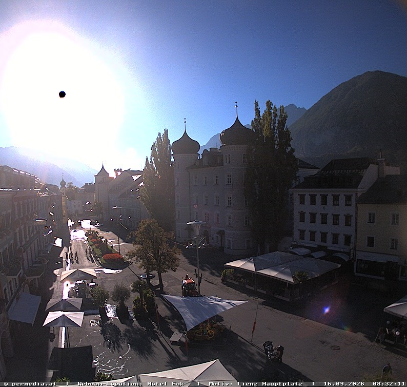 Archiv Foto Webcam Der Marktplatz von Lienz