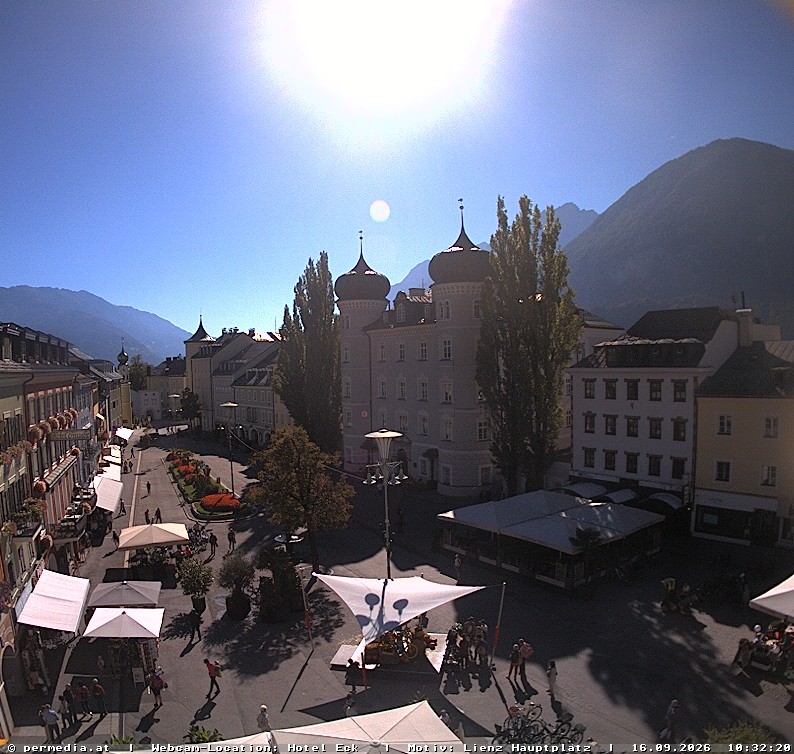 Archiv Foto Webcam Der Marktplatz von Lienz