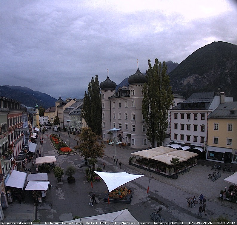 Archiv Foto Webcam Der Marktplatz von Lienz