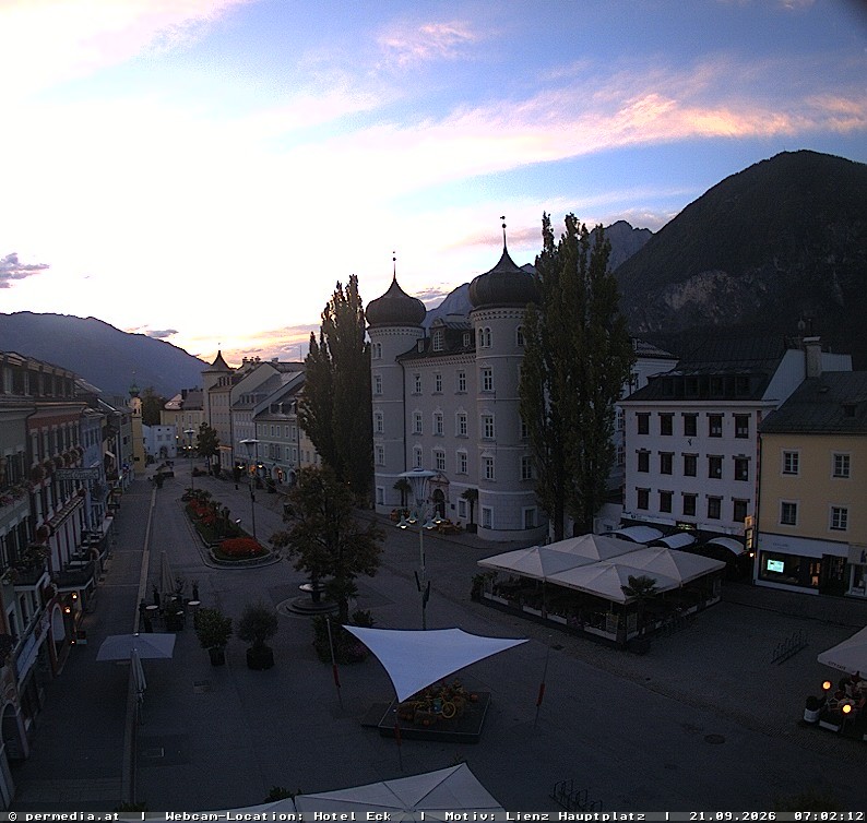 Archiv Foto Webcam Der Marktplatz von Lienz