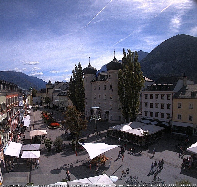 Archiv Foto Webcam Der Marktplatz von Lienz