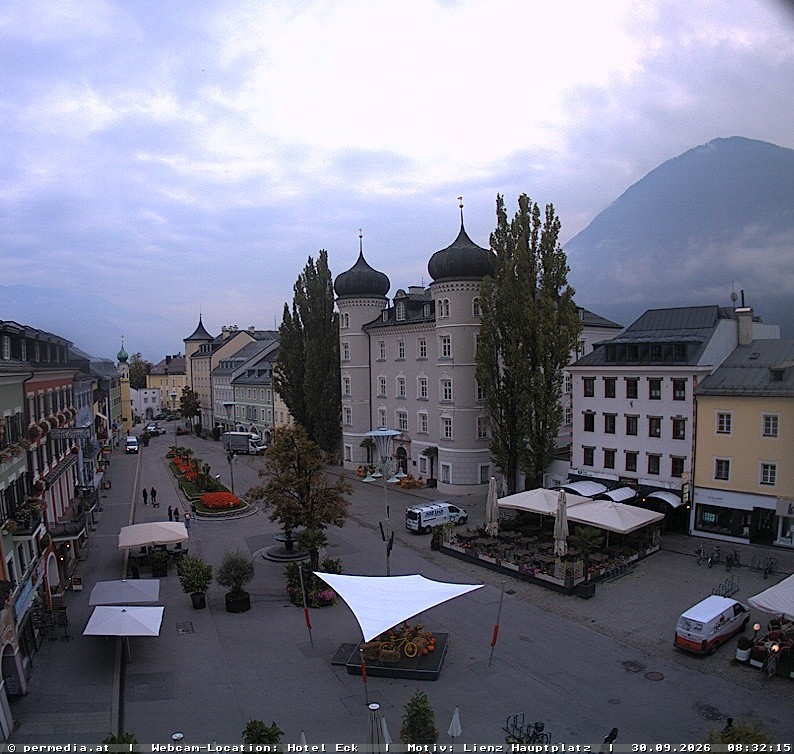 Archiv Foto Webcam Der Marktplatz von Lienz