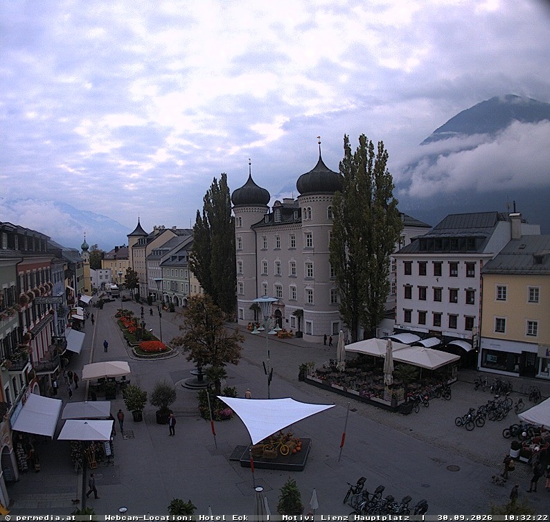 Archiv Foto Webcam Der Marktplatz von Lienz