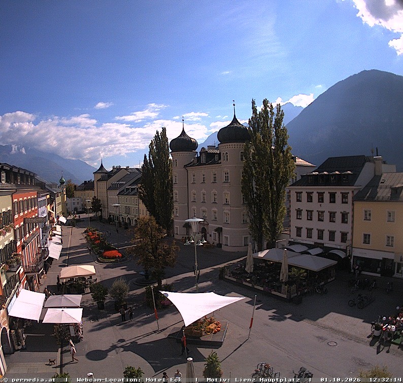 Archiv Foto Webcam Der Marktplatz von Lienz