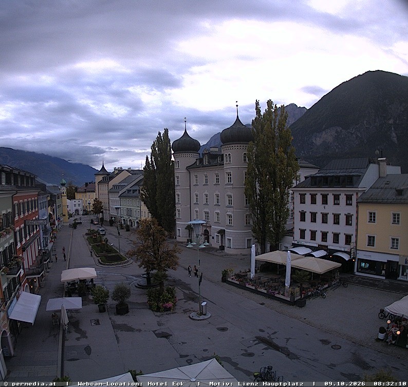 Archiv Foto Webcam Der Marktplatz von Lienz