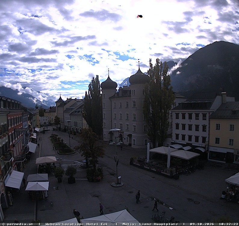 Archiv Foto Webcam Der Marktplatz von Lienz
