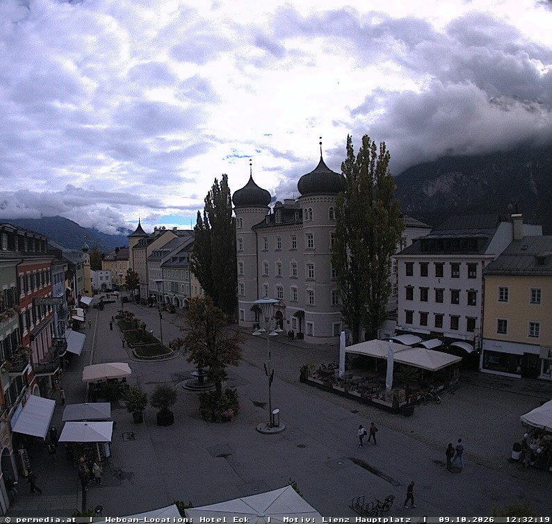 Archiv Foto Webcam Der Marktplatz von Lienz