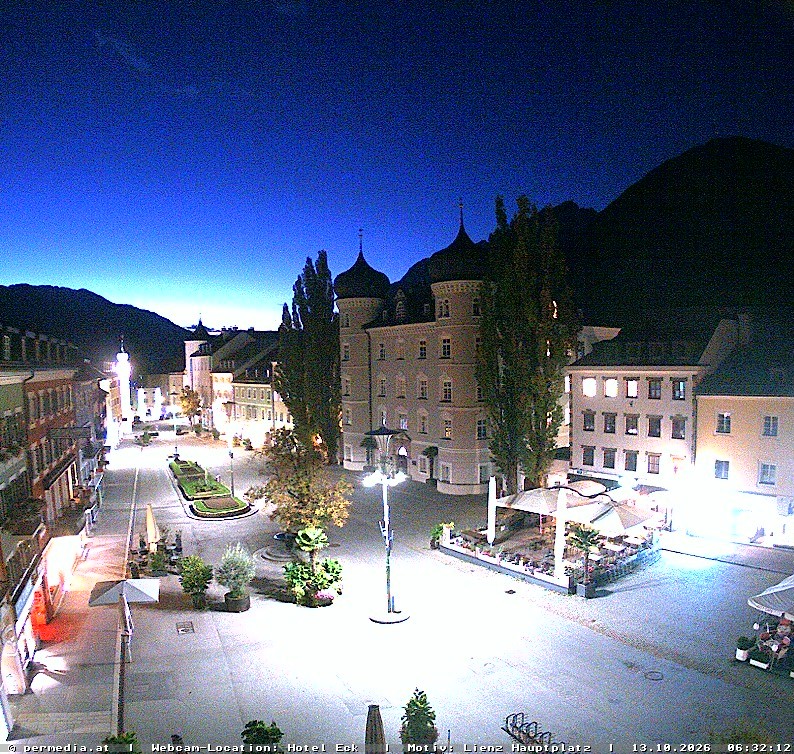 Archiv Foto Webcam Der Marktplatz von Lienz