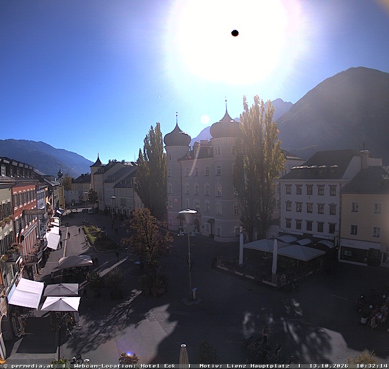 Archiv Foto Webcam Der Marktplatz von Lienz