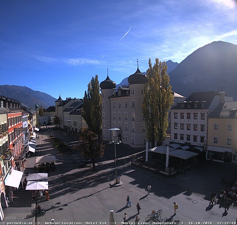 Archiv Foto Webcam Der Marktplatz von Lienz