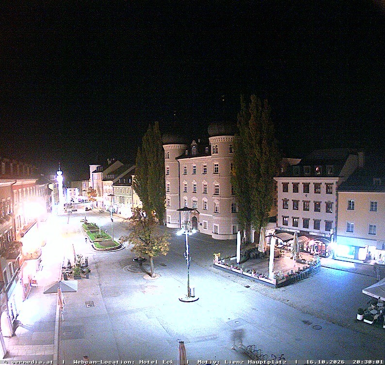 Archiv Foto Webcam Der Marktplatz von Lienz