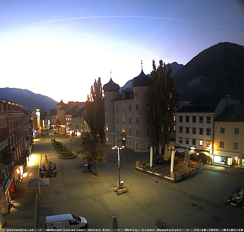 Archiv Foto Webcam Der Marktplatz von Lienz
