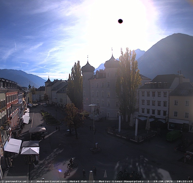 Archiv Foto Webcam Der Marktplatz von Lienz