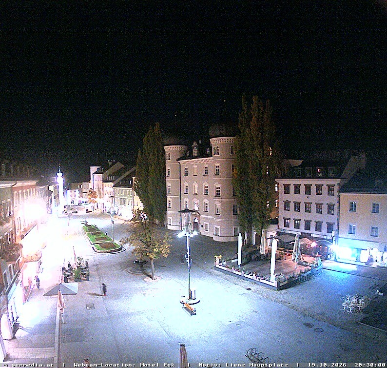 Archiv Foto Webcam Der Marktplatz von Lienz