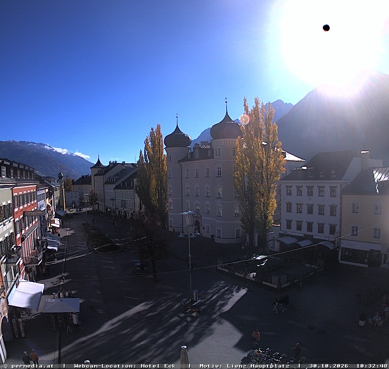 Archiv Foto Webcam Der Marktplatz von Lienz