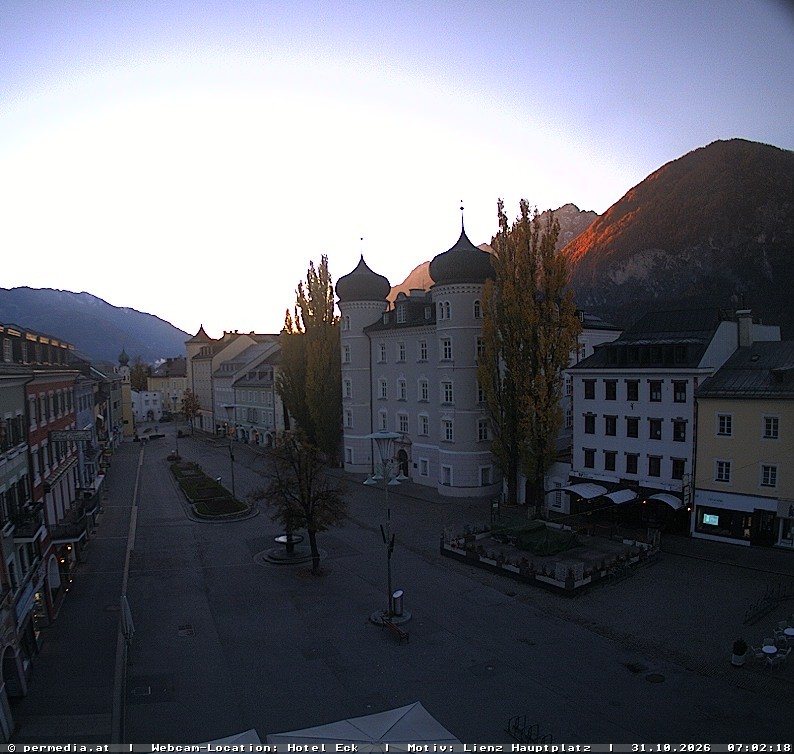 Archiv Foto Webcam Der Marktplatz von Lienz